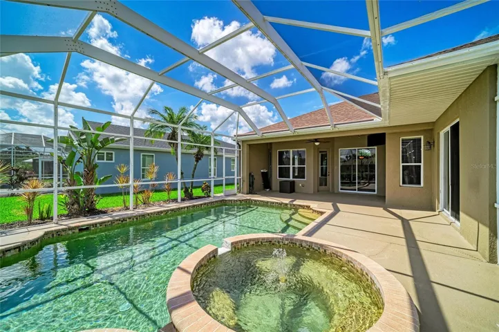 Lanai, pool, spa.