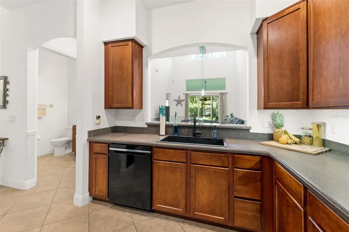 Solid Wood Cabinets