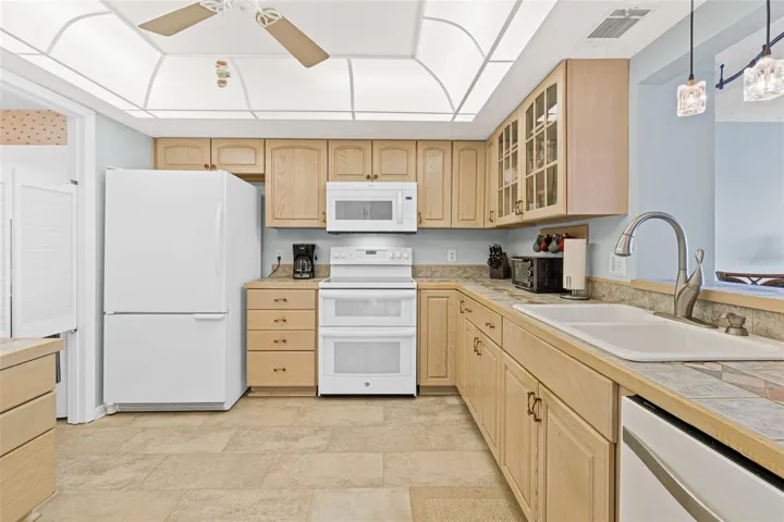 Large Kitchen