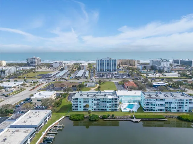 2-Minutes to Beach Access at Lori Wilson Park