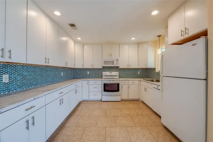 Awesome kitchen