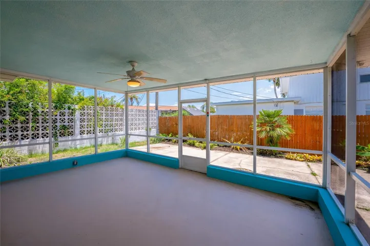 Screened lanai