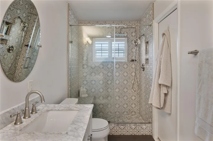 Primary shower