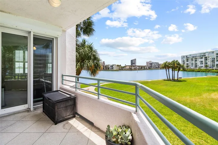 FRONT BALCONY