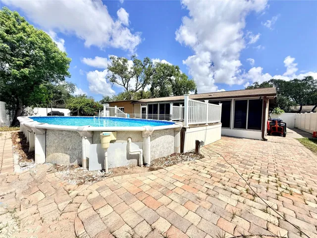 Above ground Pool