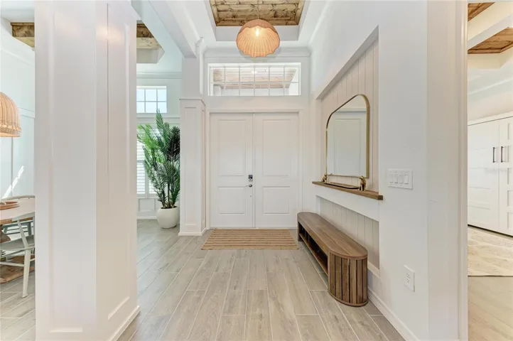 Grand Foyer Entryway