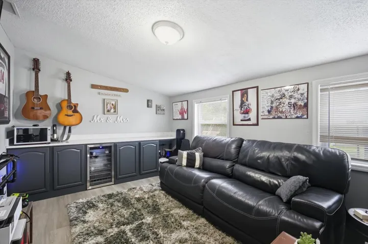 4th bedroom/gameroom