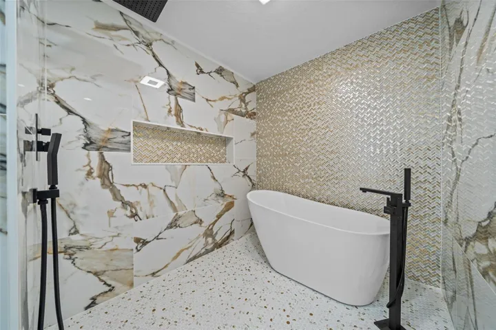 Primary Bath - Rain Shower and Soaking Tub
