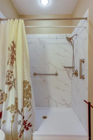 Primary shower