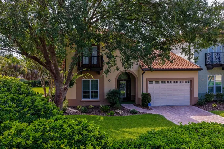 Charming end unit on a charming lot