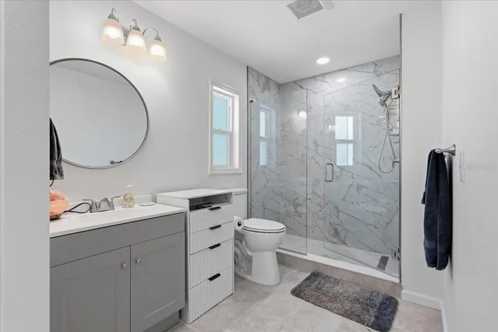 Modern & Sleek Primary Bath