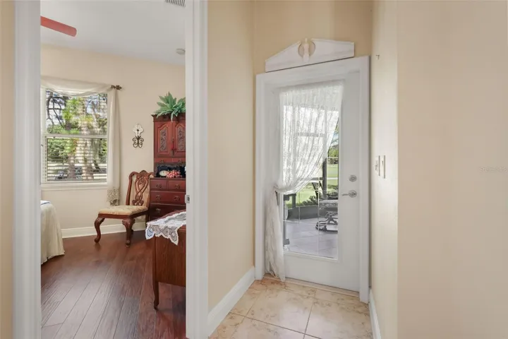Lanai entry from hallway