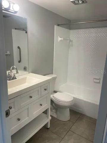 1170
