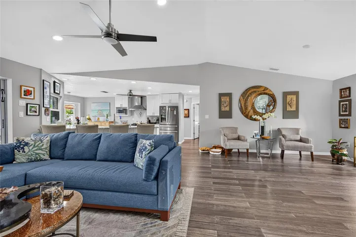 llarge open concept