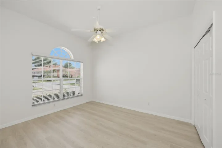 Guest Bedroom, LVT Flooring