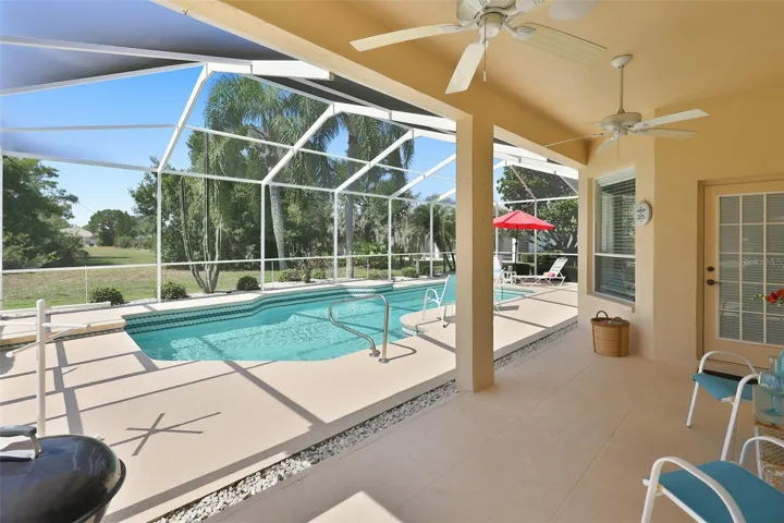 Covered Lanai, Ceiling Fan So you Always have a Breeze