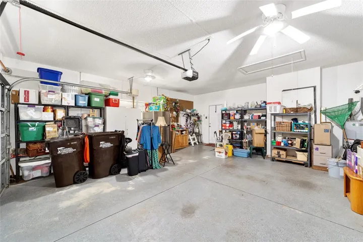 Big 520 sq ft garage