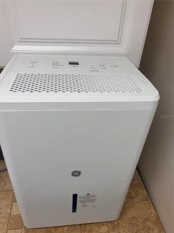 Built-In GE Humidifier