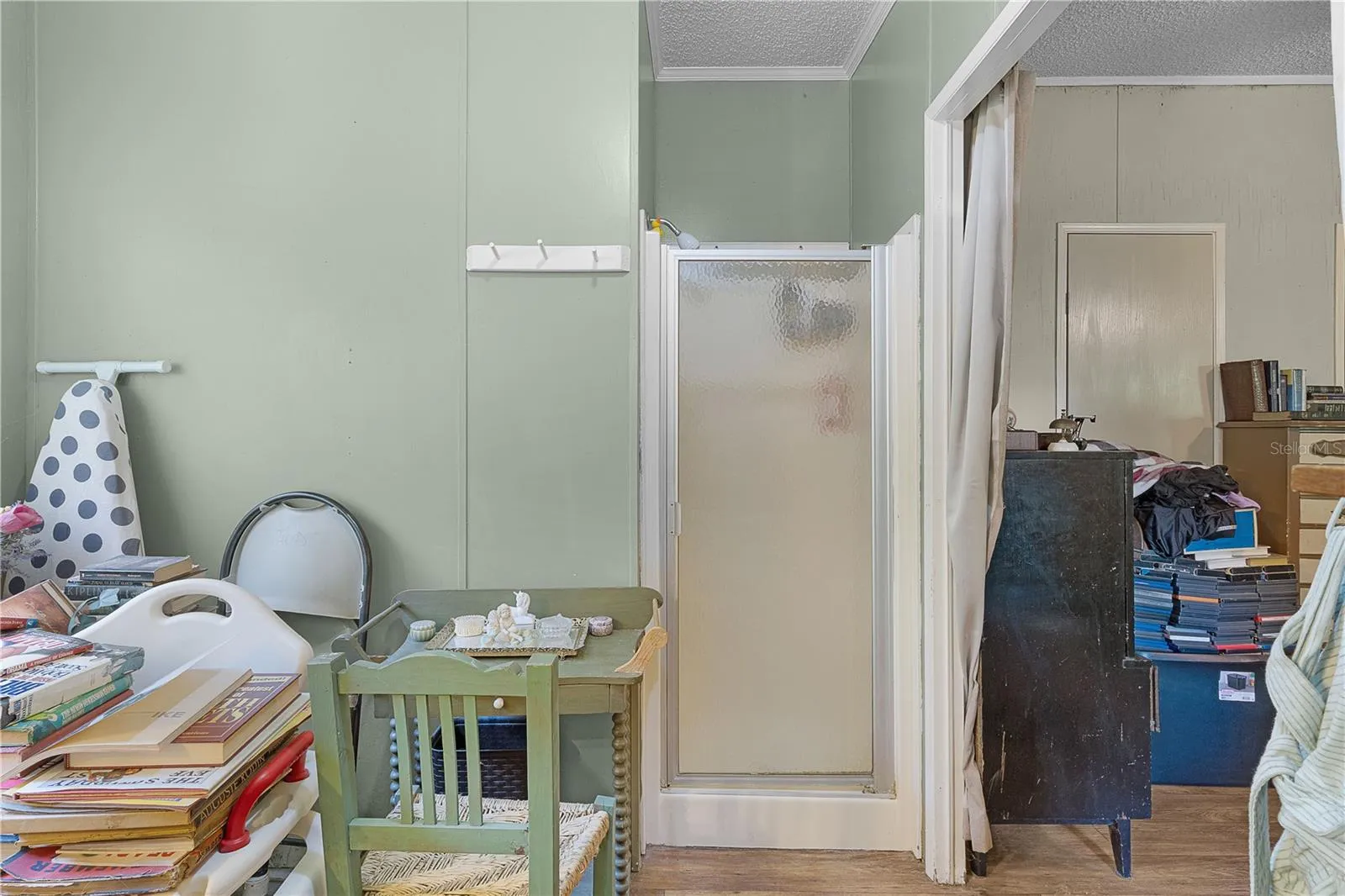 Third bedroom used for storage