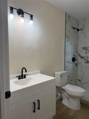 Right Side Bathroom