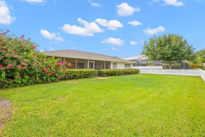 Fully fenced backyard, plenty of room for pool