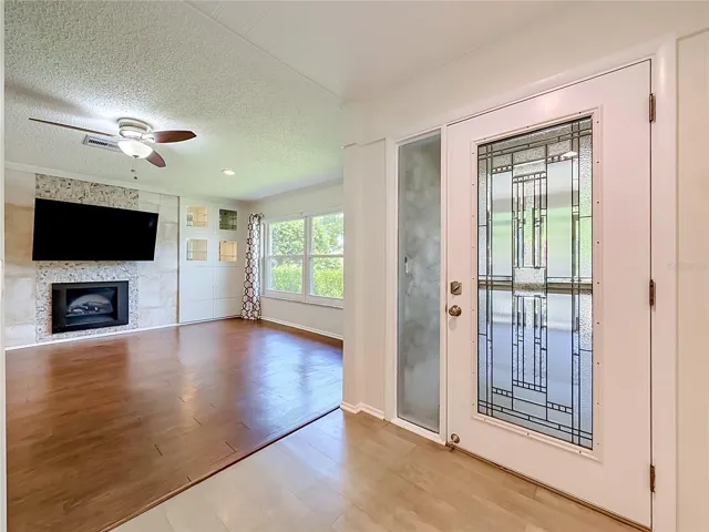Entry - Living Room