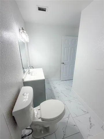 Master Bedroom Bathroom