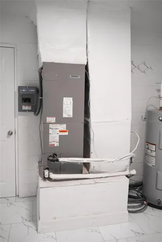 AC