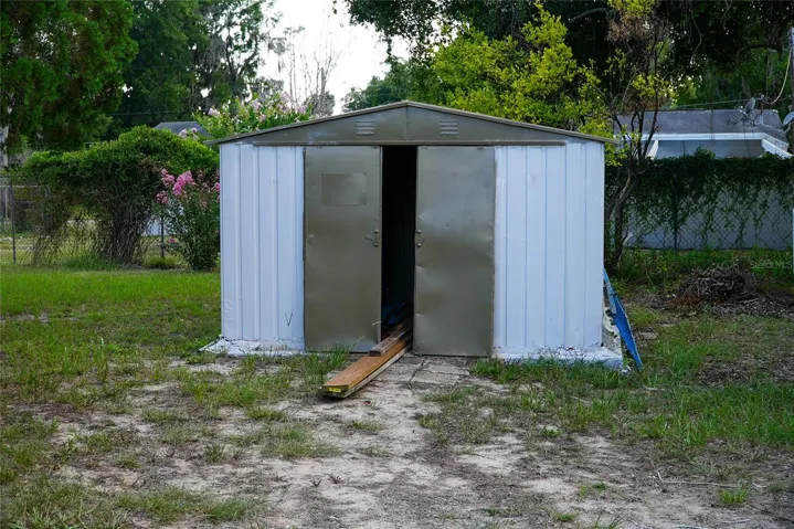 Shed