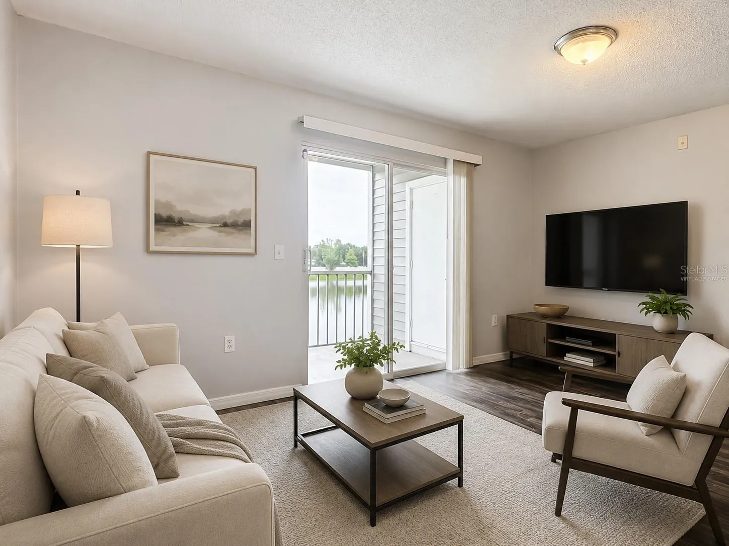 Virtually Staged: Living room