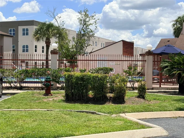 Community pool