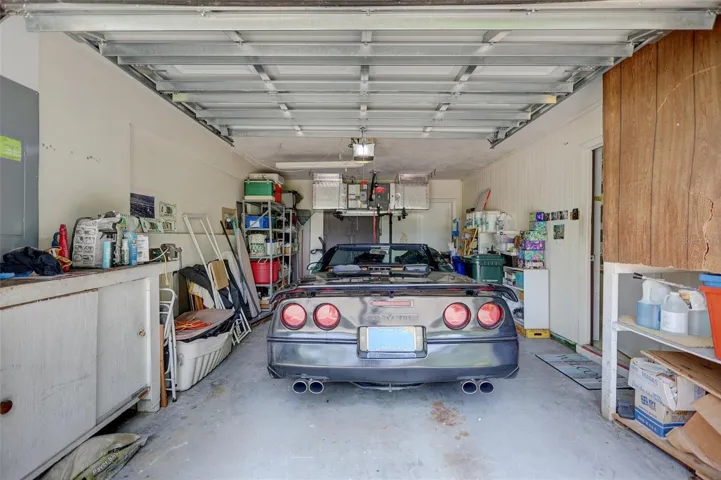 One-Car Garage