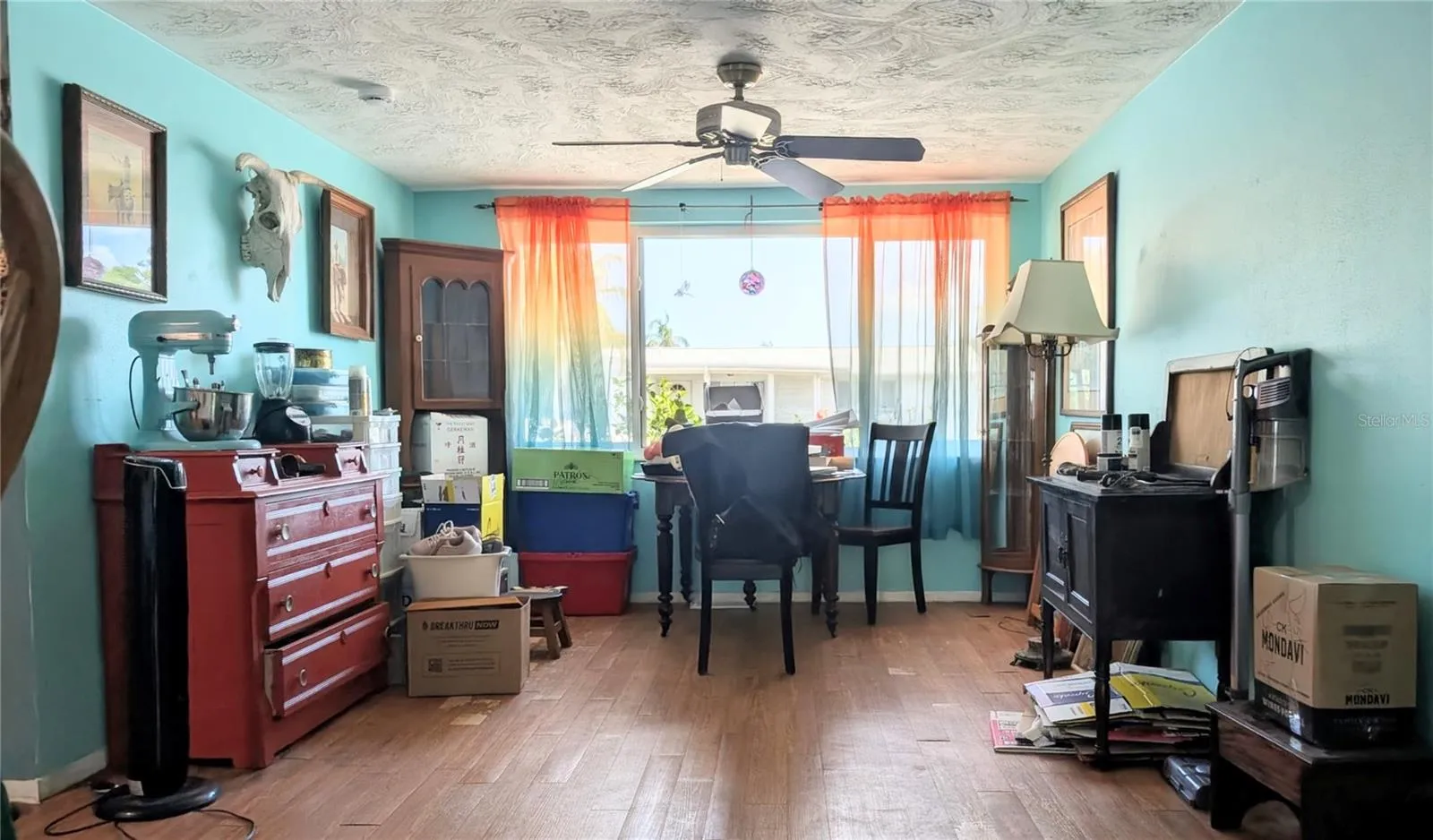 Other half of family room/ could be 3rd bedroom