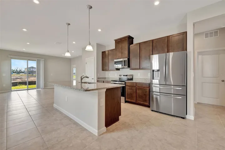 Kitchen with center island