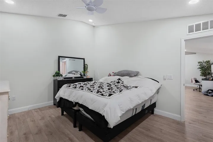 Primary suite
