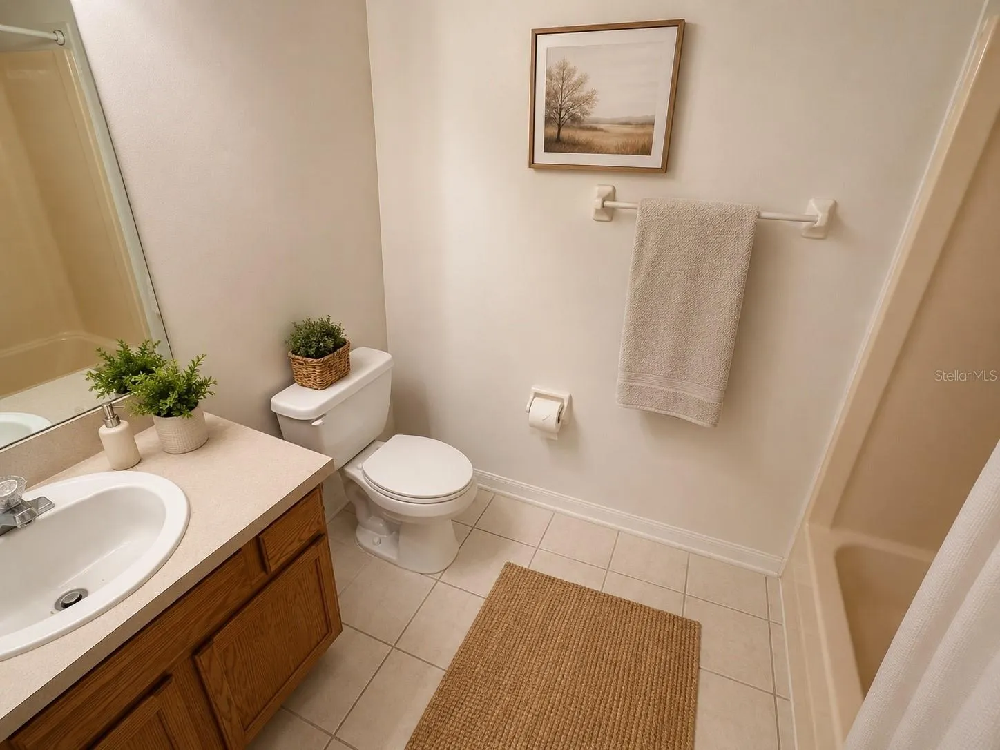 Bath 2 - Upstairs