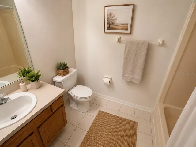 Bath 2 - Upstairs