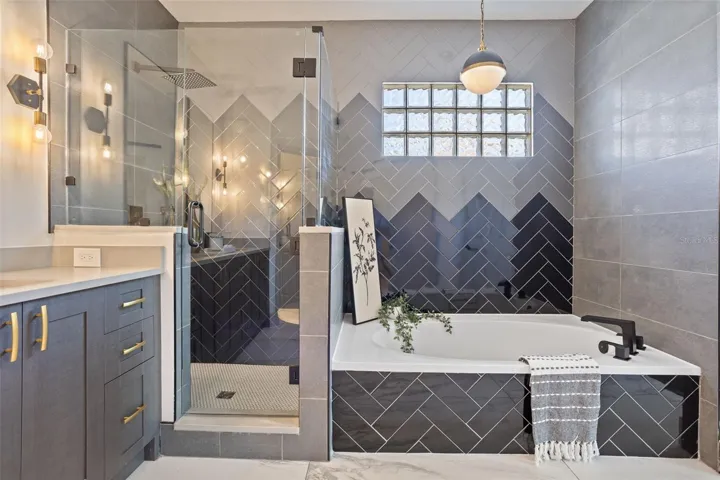 Primary En Suite