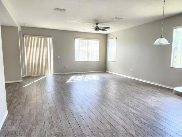 Living/Dining Room Area 2