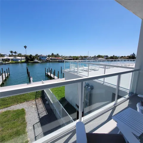 Units private balcony