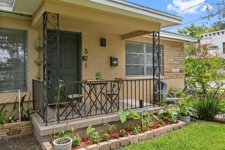 Front Porch - Front House