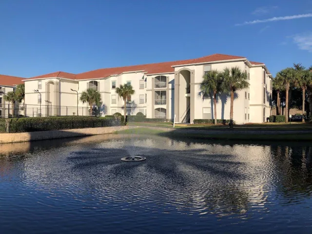 Pond-facing unit