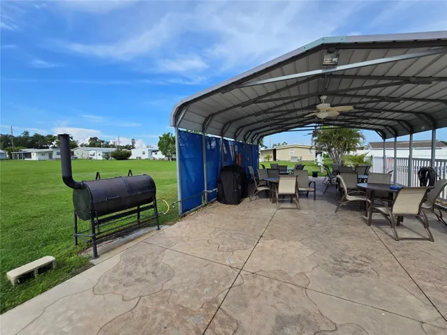 Community Picnic/BBQ area