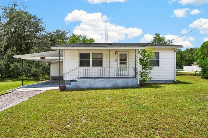 FRONT EXTERIOR - Private 2 BR / 1 BA Cottage Home just North of The Villages!