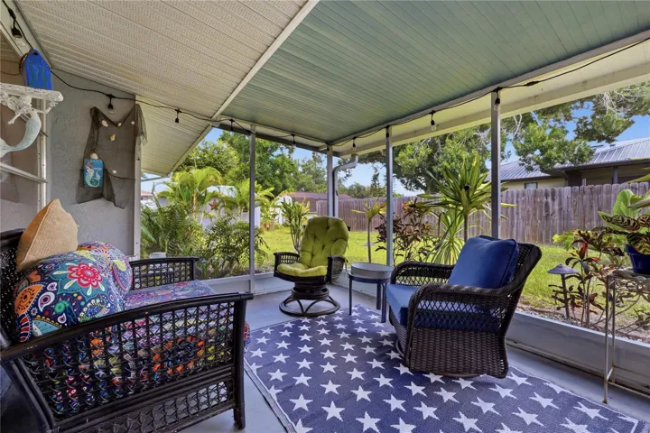 Relax on the lanai