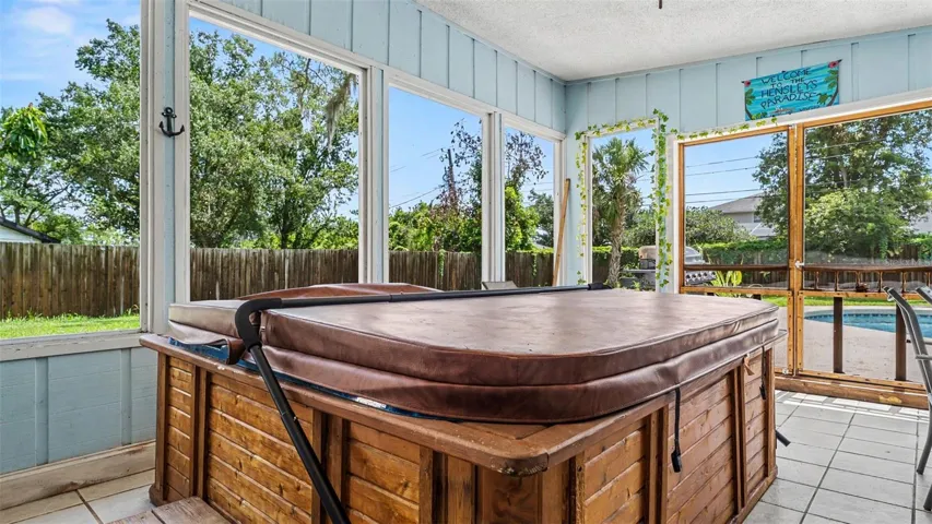 Hottub