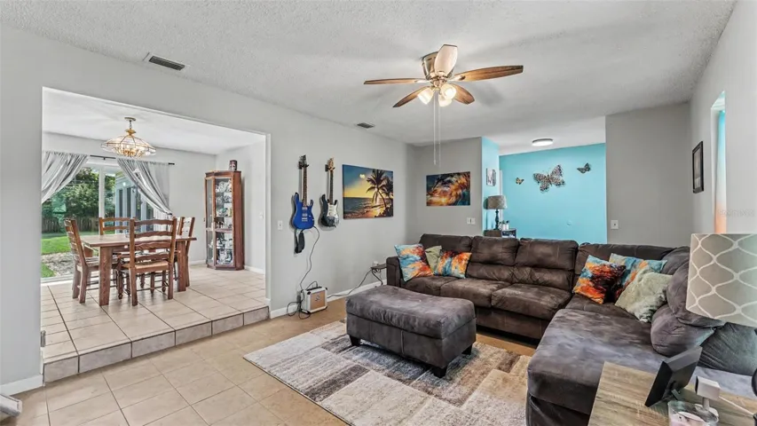 Living Room/Dining Room