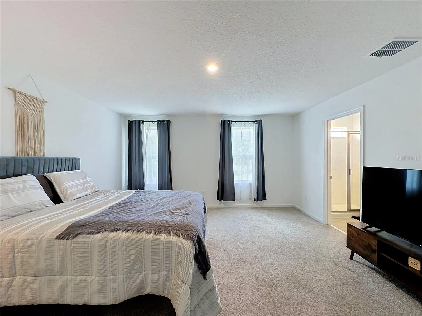Primary Bedrom