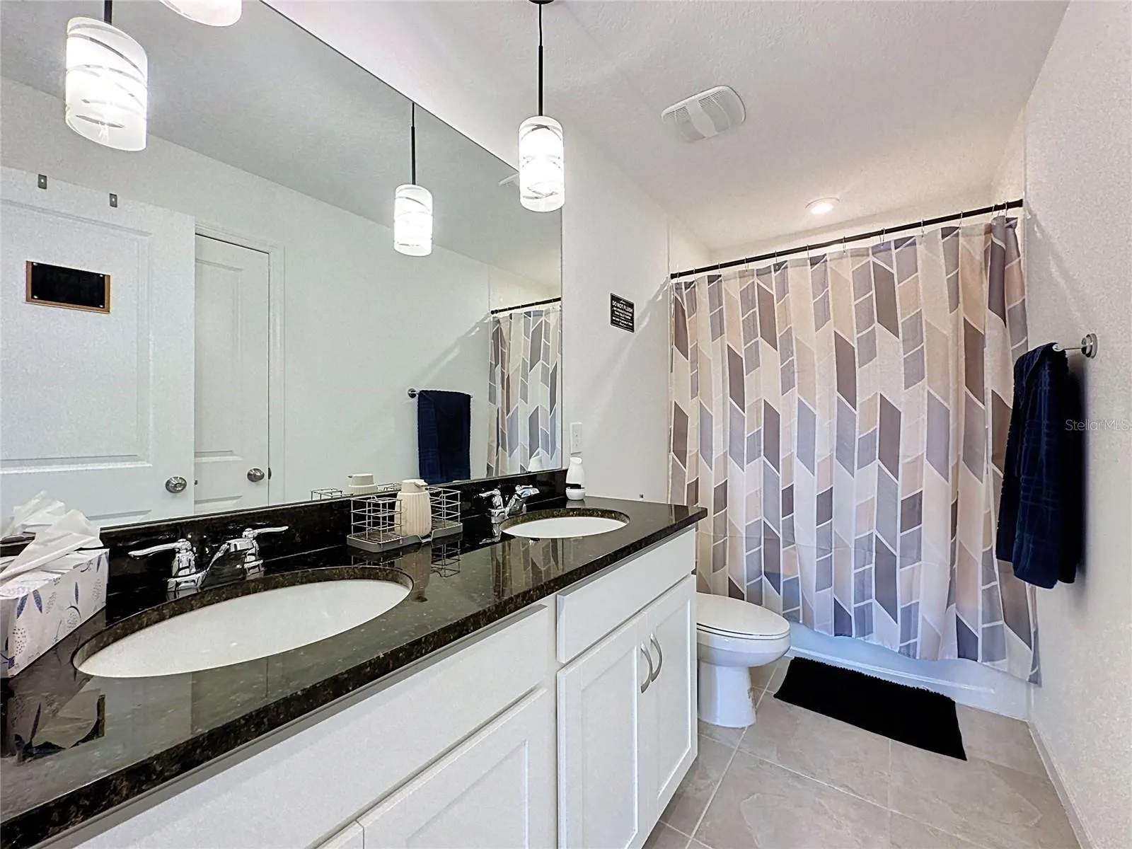 2nd Floor Bathroom