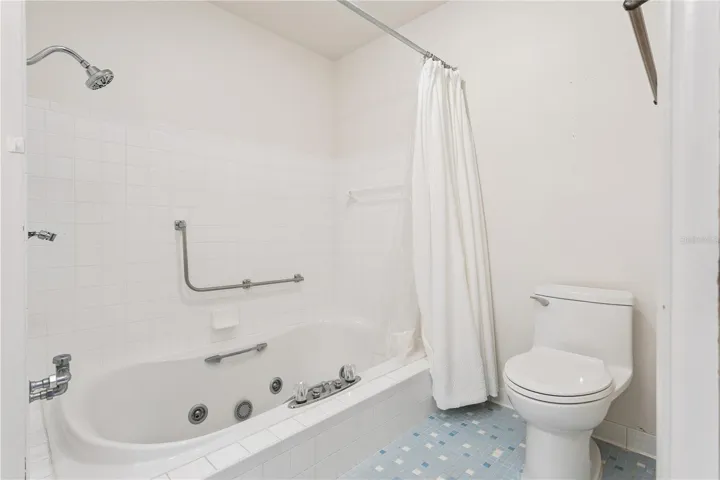 Large tub